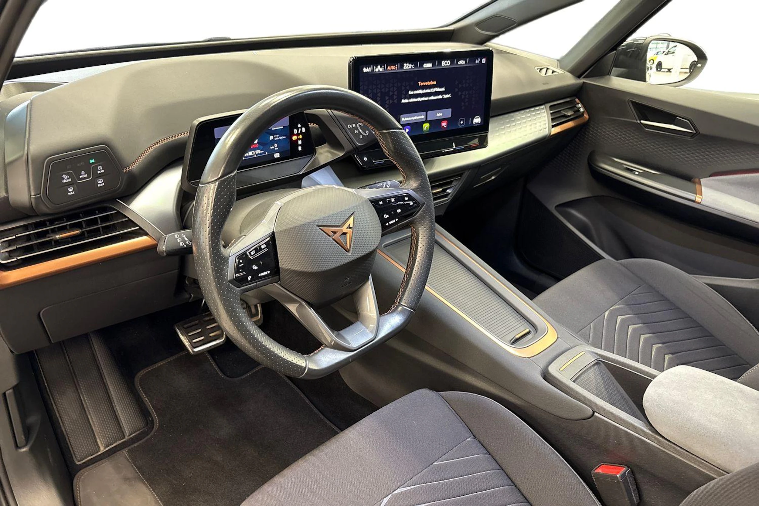 harmaa CUPRA Born 2023 kuva 6.