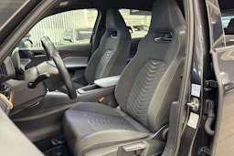 harmaa CUPRA Born 2023 kuva 11.