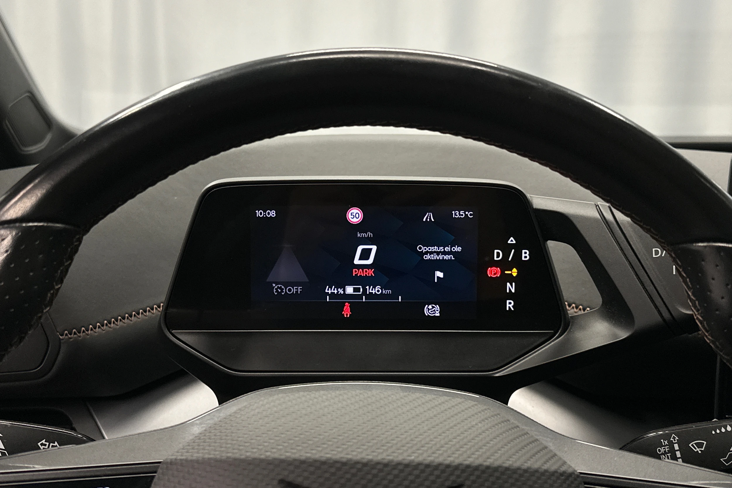 harmaa CUPRA Born 2023 kuva 18.