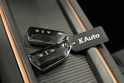 harmaa CUPRA Born 2023 kuva 25.