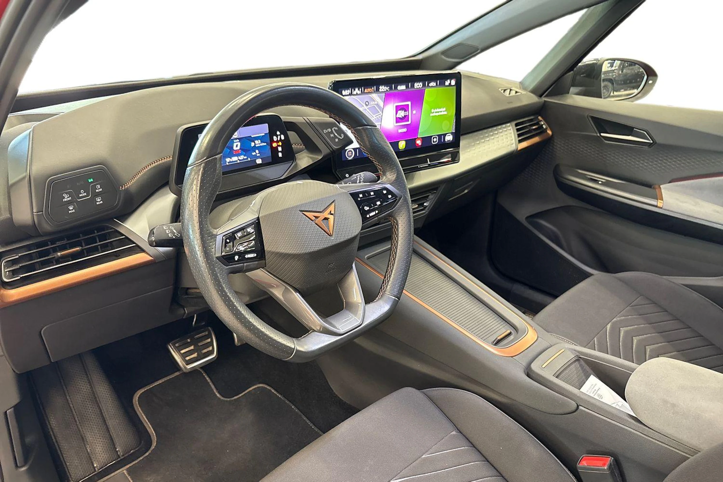 punainen CUPRA Born 2023 kuva 6.