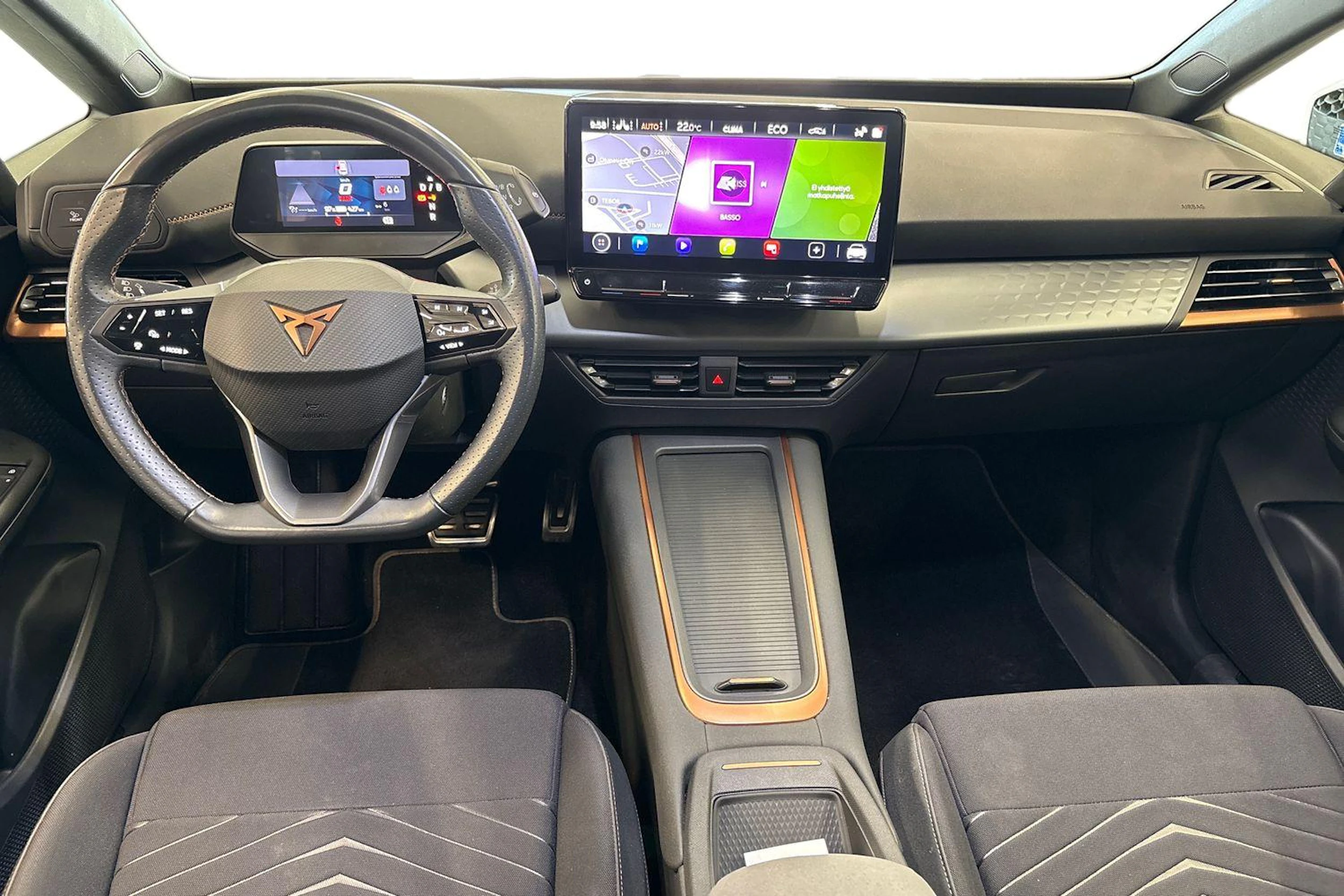 punainen CUPRA Born 2023 kuva 7.