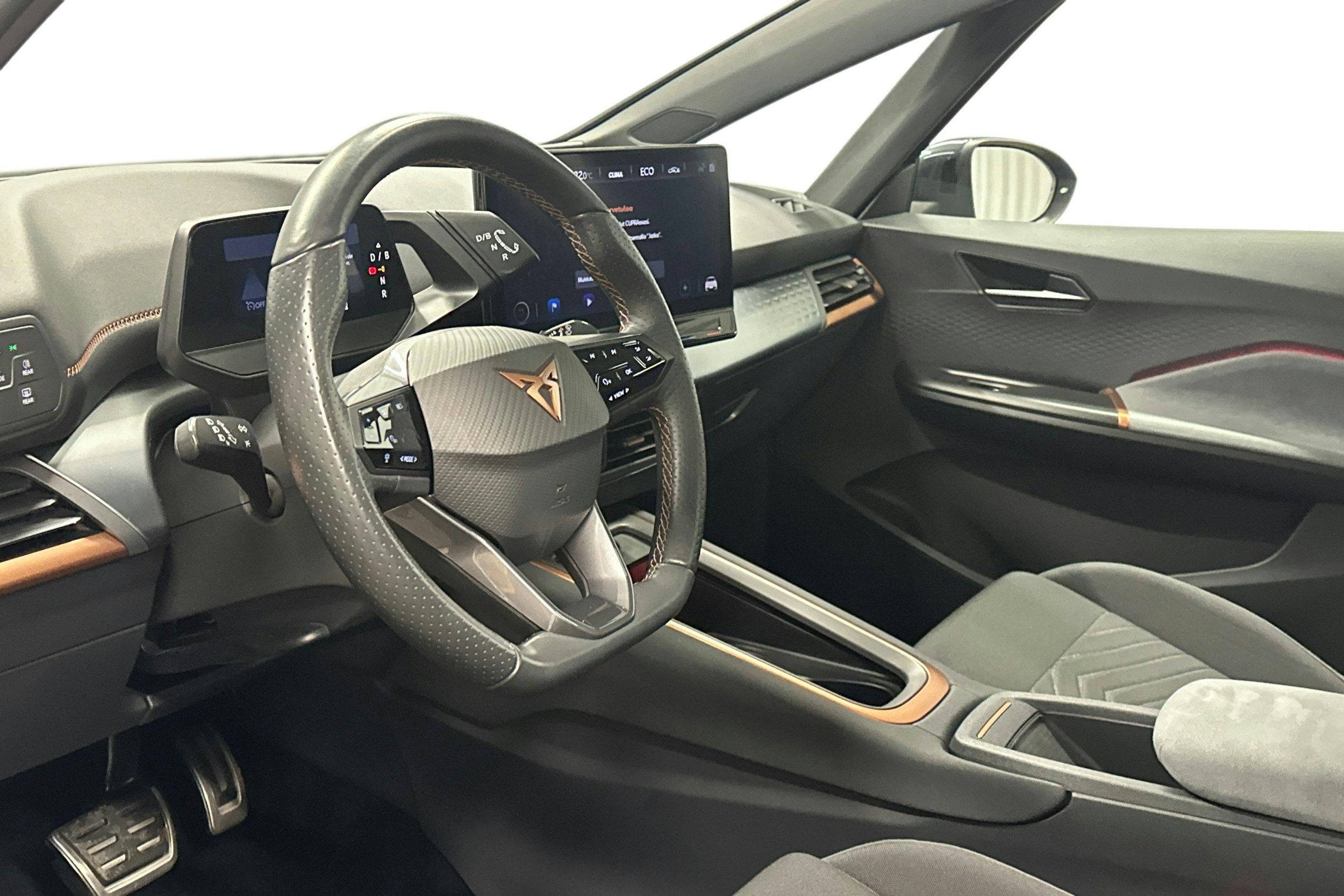 harmaa CUPRA Born 2023 kuva 7.