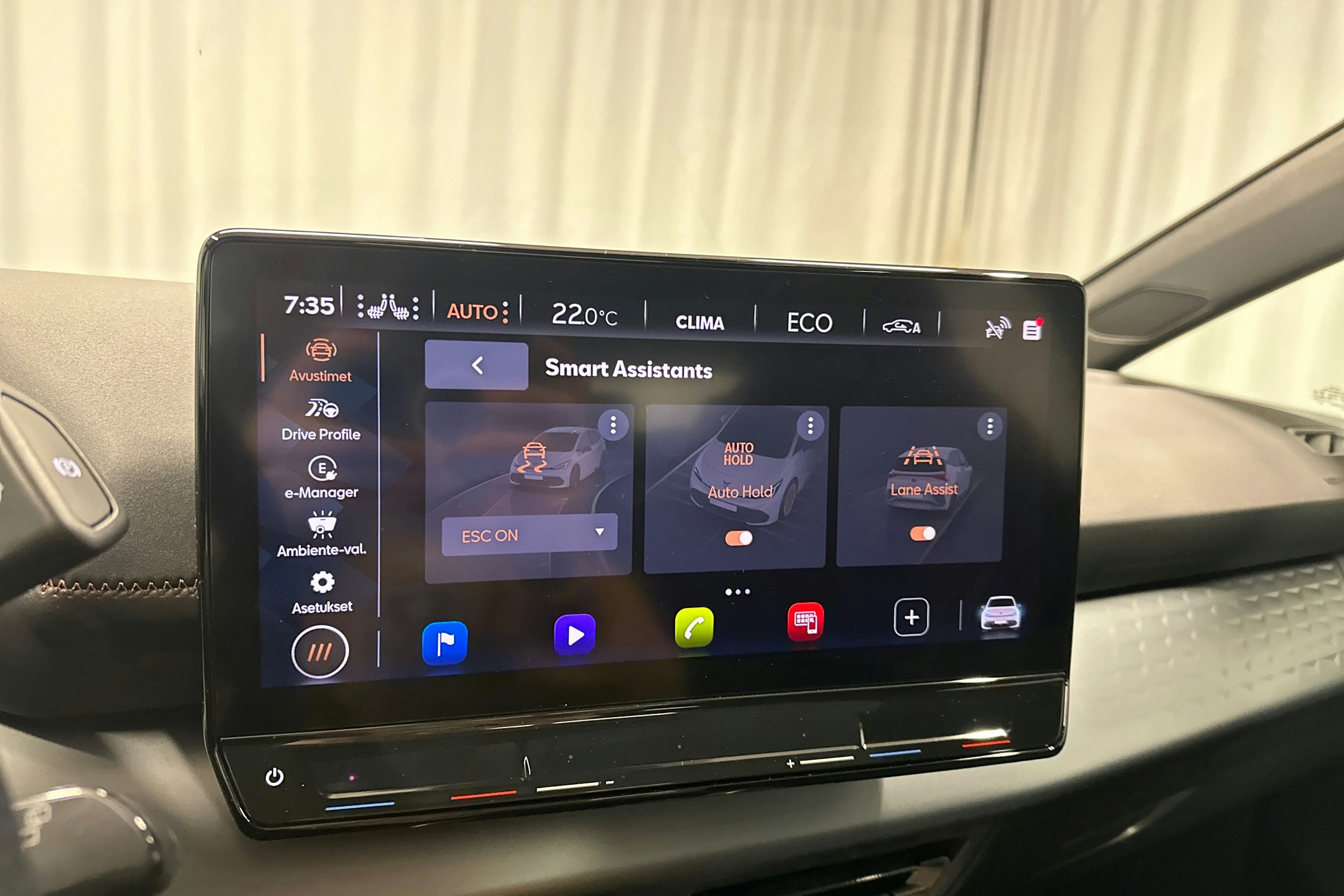 harmaa CUPRA Born 2023 kuva 23.