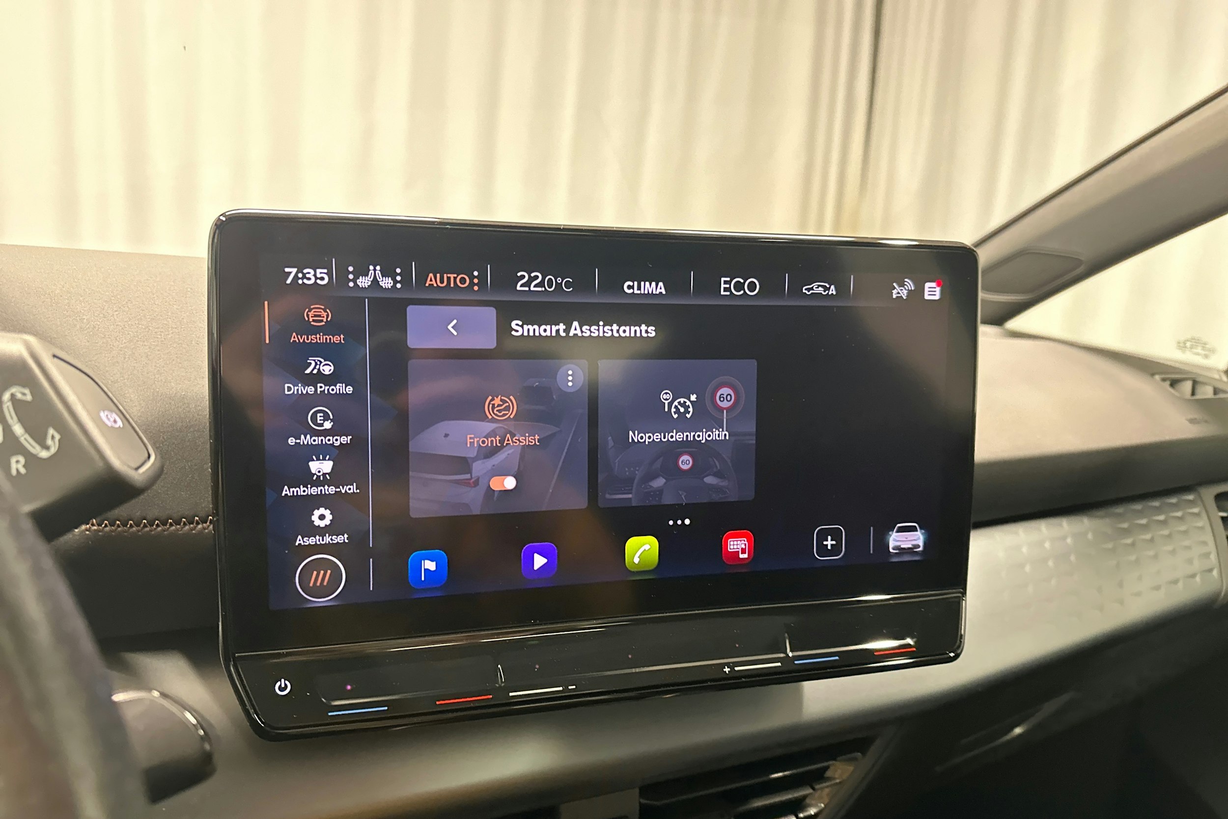 harmaa CUPRA Born 2023 kuva 25.