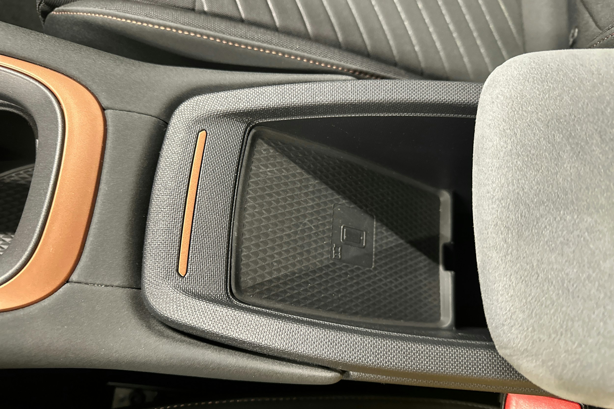 harmaa CUPRA Born 2023 kuva 30.