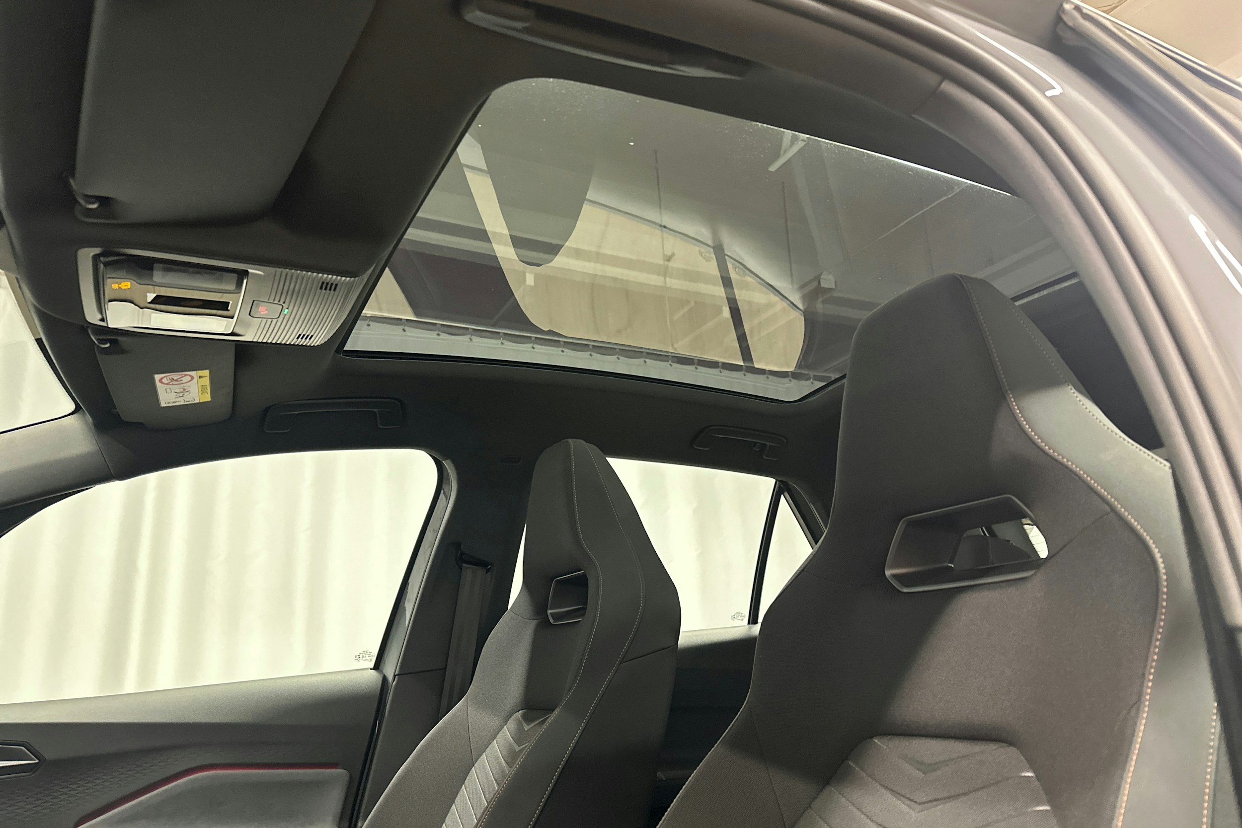 harmaa CUPRA Born 2023 kuva 32.