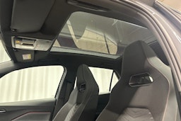 harmaa CUPRA Born 2023 kuva 32.