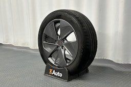 harmaa CUPRA Born 2023 kuva 13.