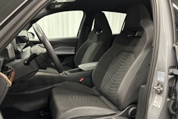 harmaa CUPRA Born 2023 kuva 15.