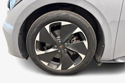 harmaa CUPRA Born 2023 kuva 12.