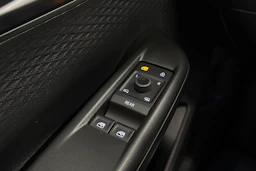 harmaa CUPRA Born 2023 kuva 15.