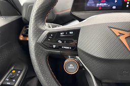 harmaa CUPRA Born 2023 kuva 17.