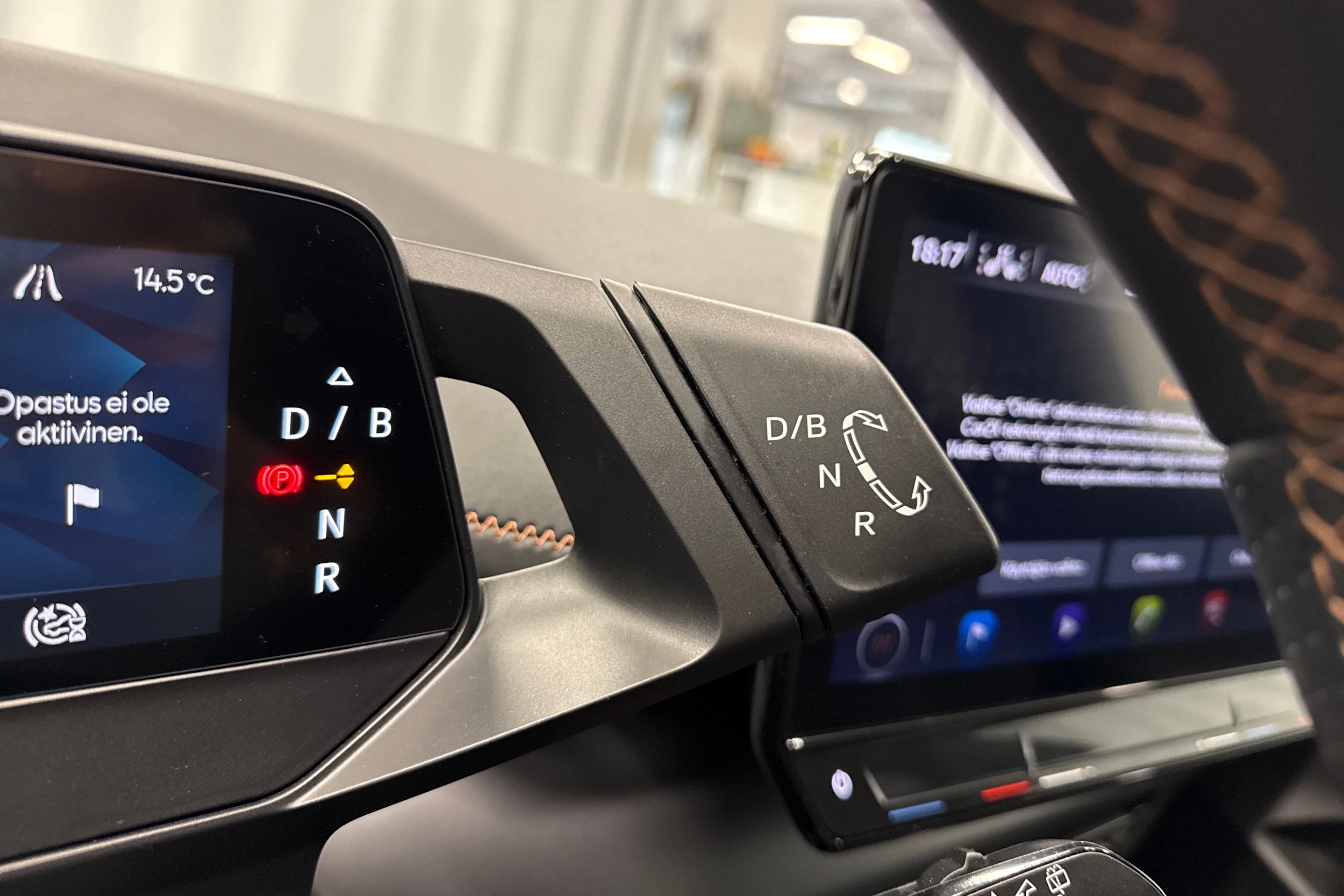 harmaa CUPRA Born 2023 kuva 20.
