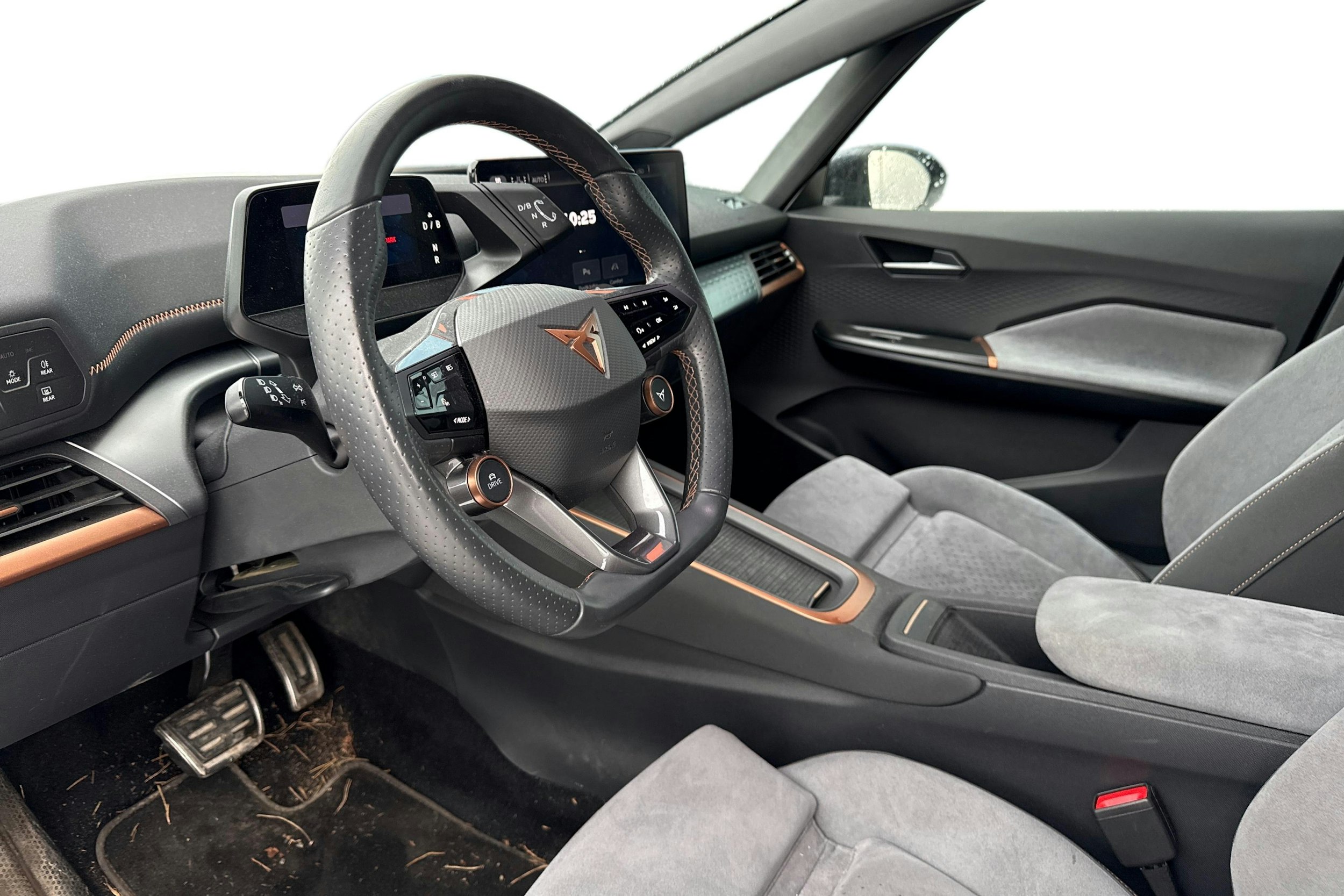 harmaa CUPRA Born 2023 kuva 3.