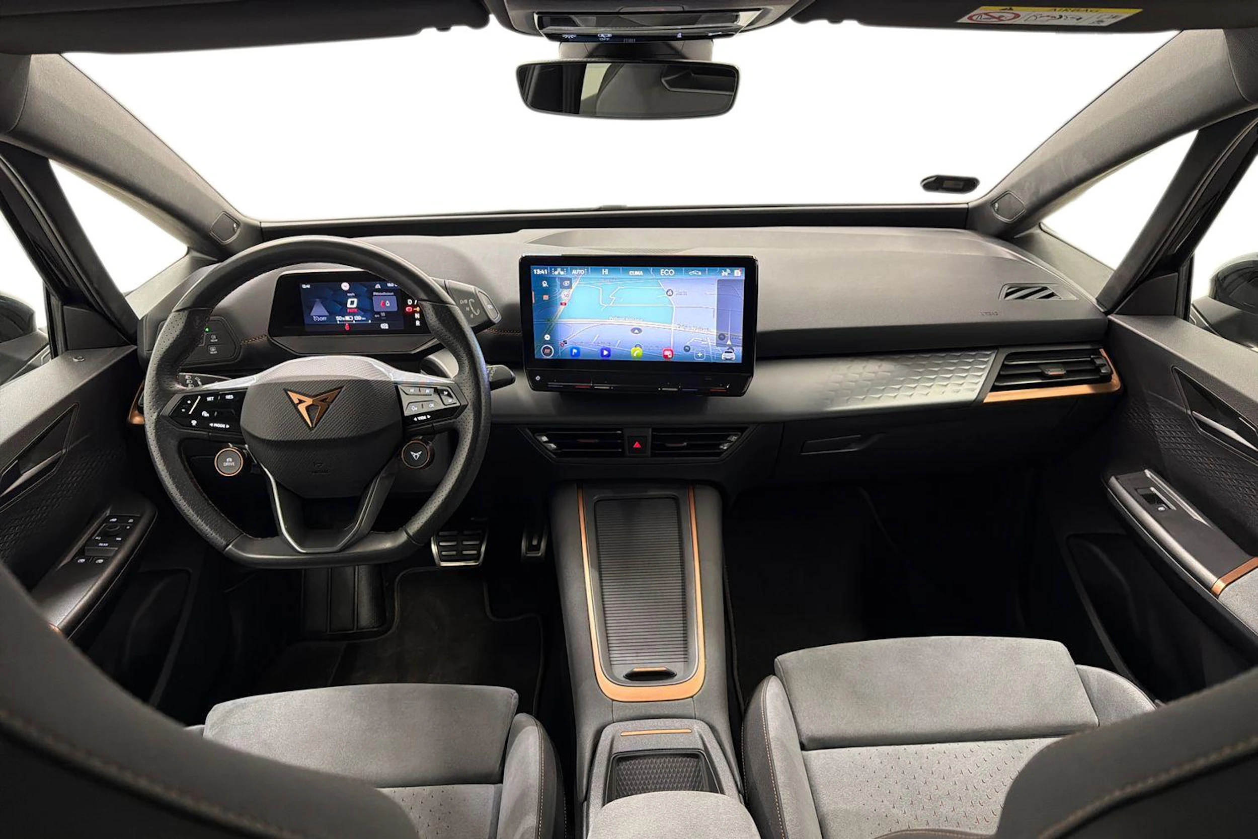 harmaa CUPRA Born 2023 kuva 7.