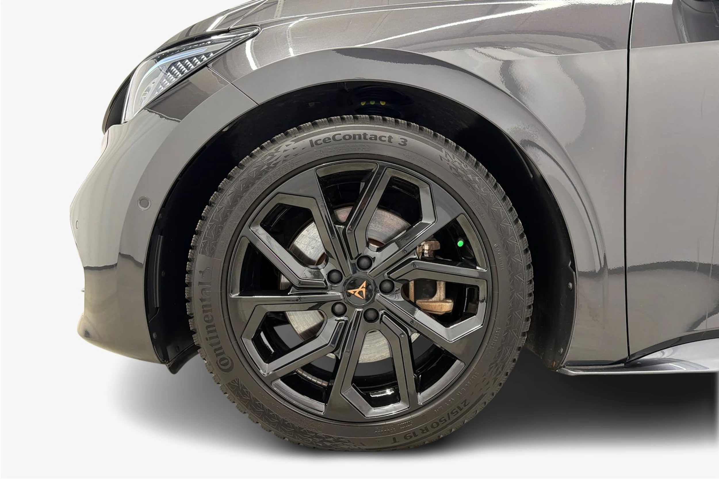 harmaa CUPRA Born 2023 kuva 9.