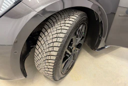 harmaa CUPRA Born 2023 kuva 10.