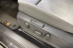 harmaa CUPRA Born 2023 kuva 14.