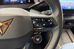 harmaa CUPRA Born 2023 kuva 16.