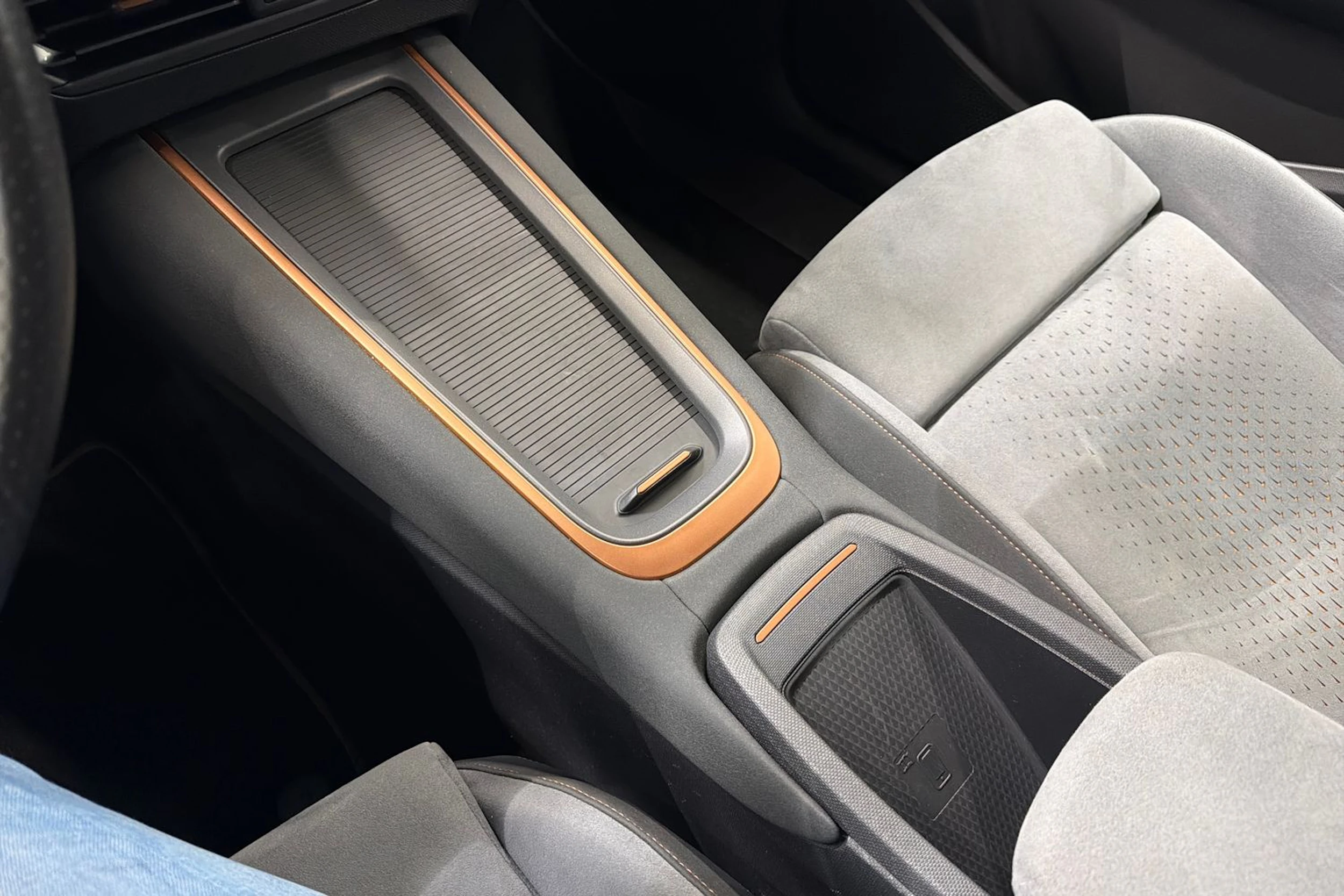 harmaa CUPRA Born 2023 kuva 21.