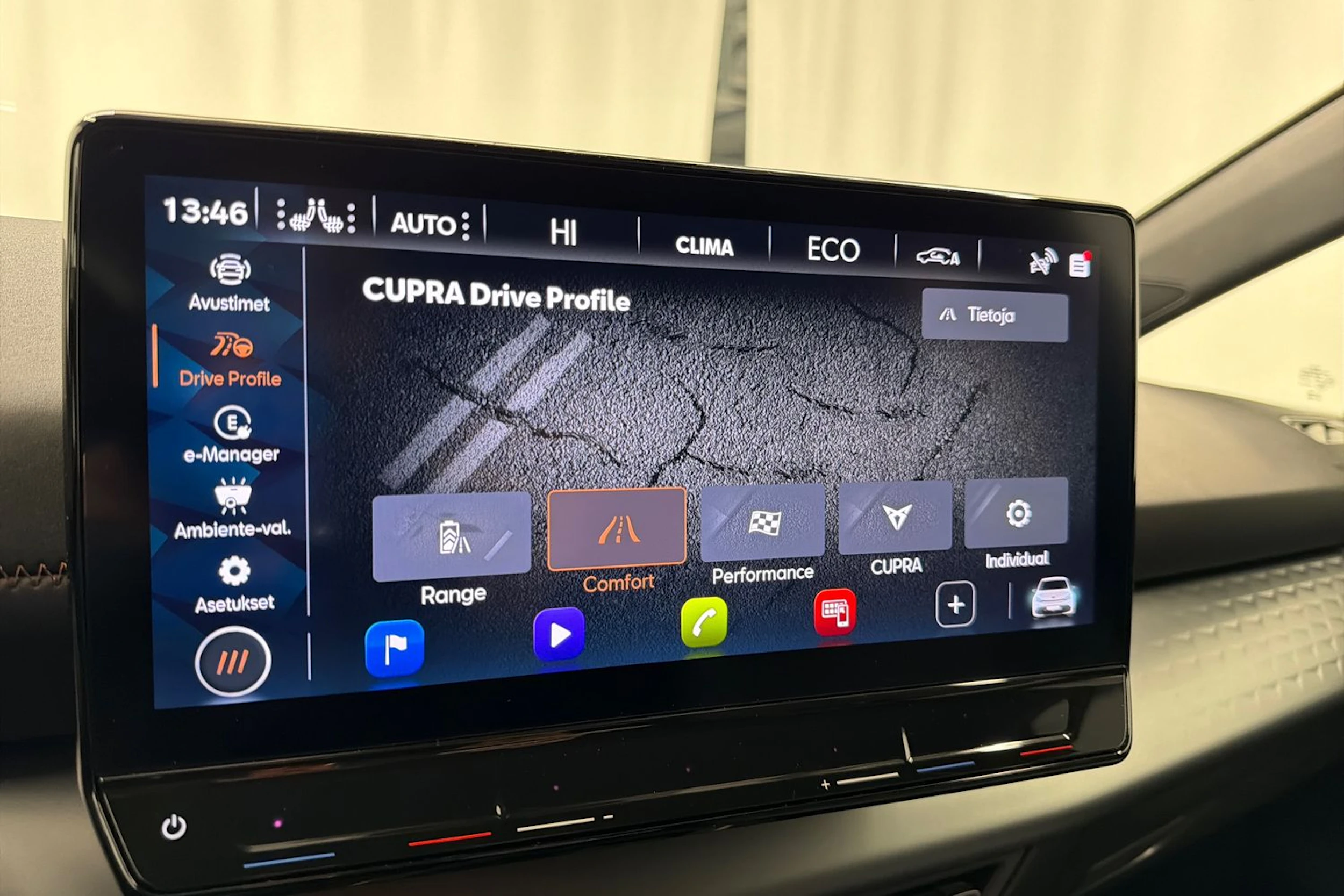 harmaa CUPRA Born 2023 kuva 26.