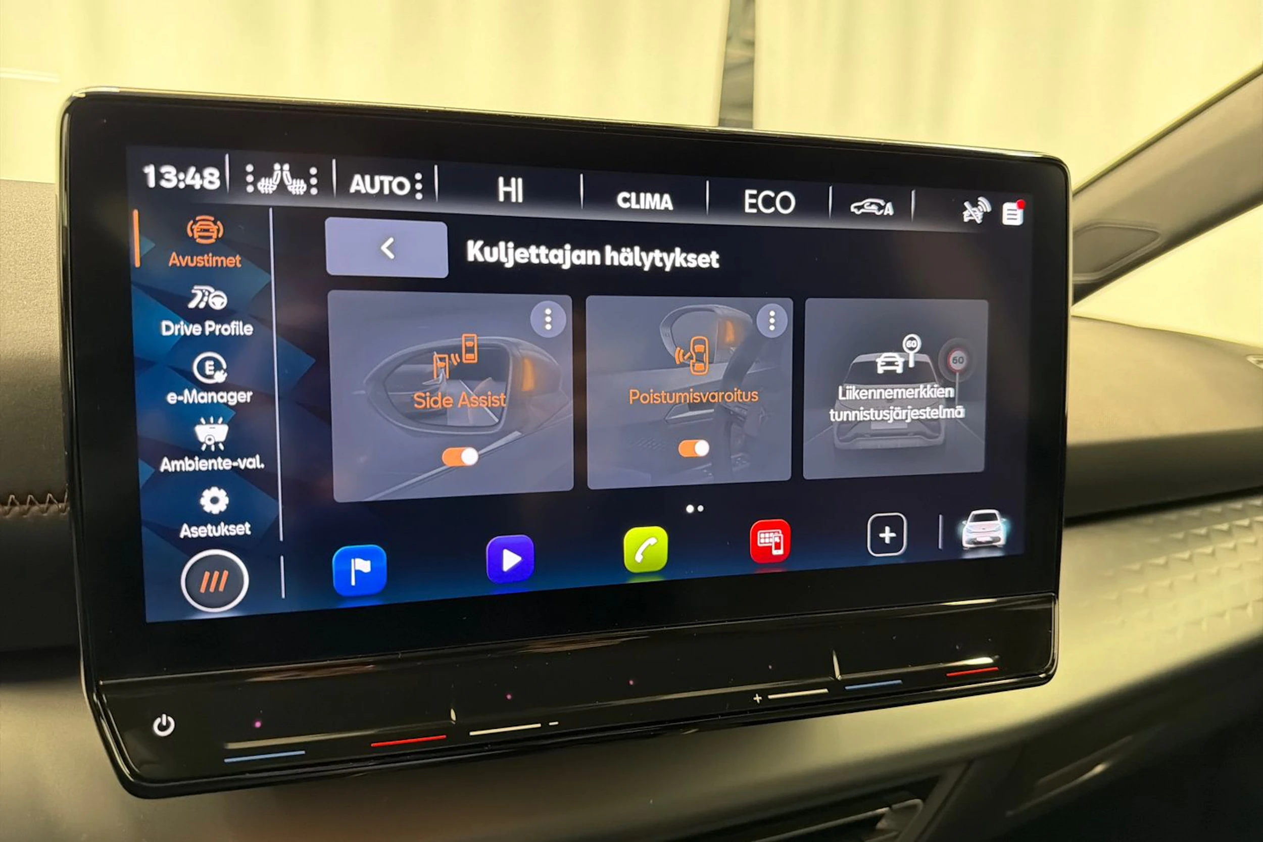 harmaa CUPRA Born 2023 kuva 32.