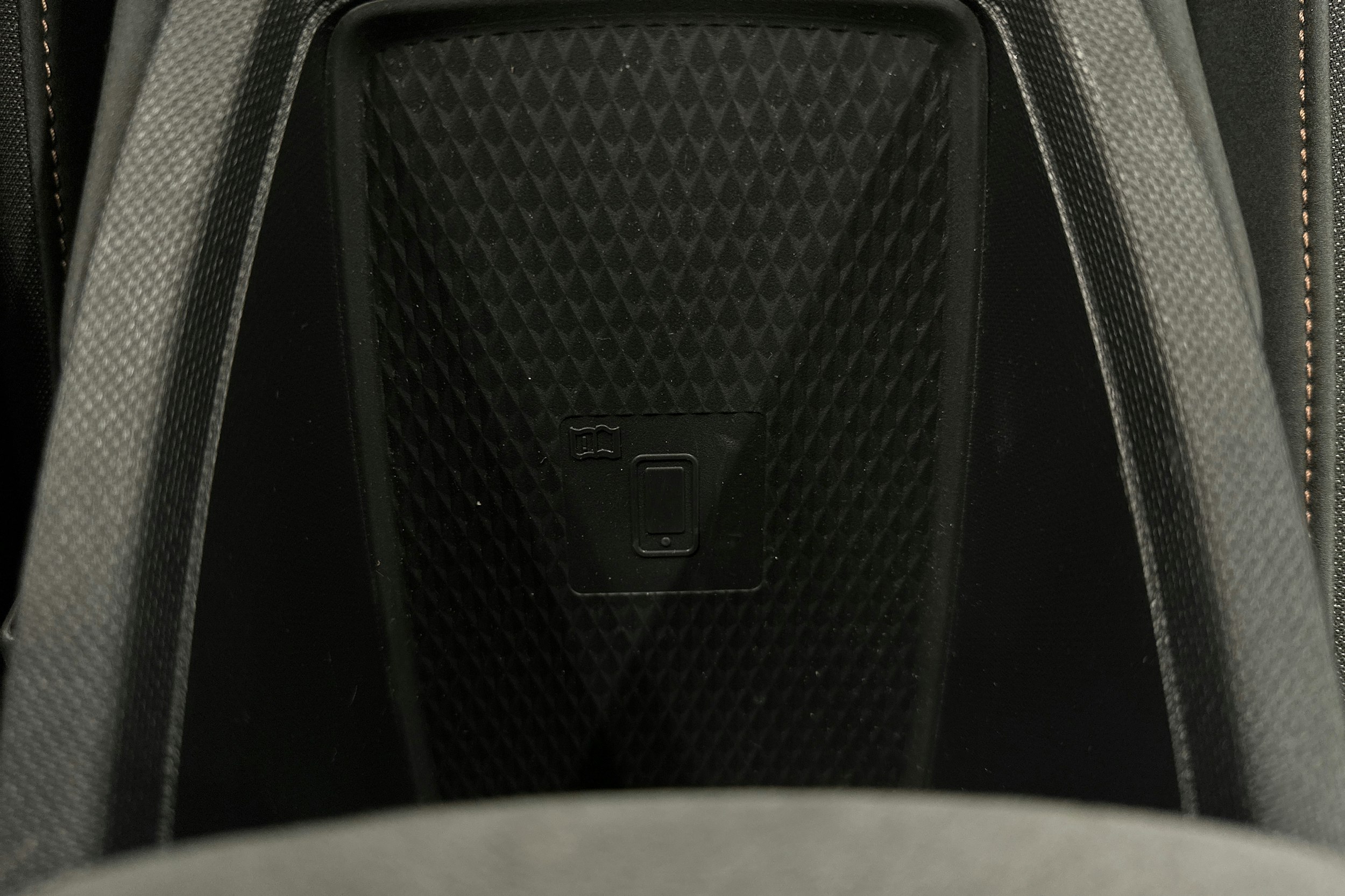 harmaa CUPRA Born 2023 kuva 32.