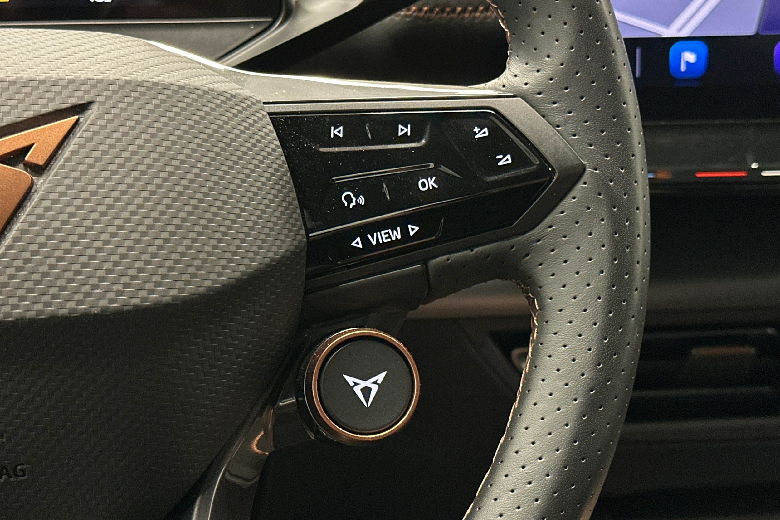 harmaa CUPRA Born 2023 kuva 18.