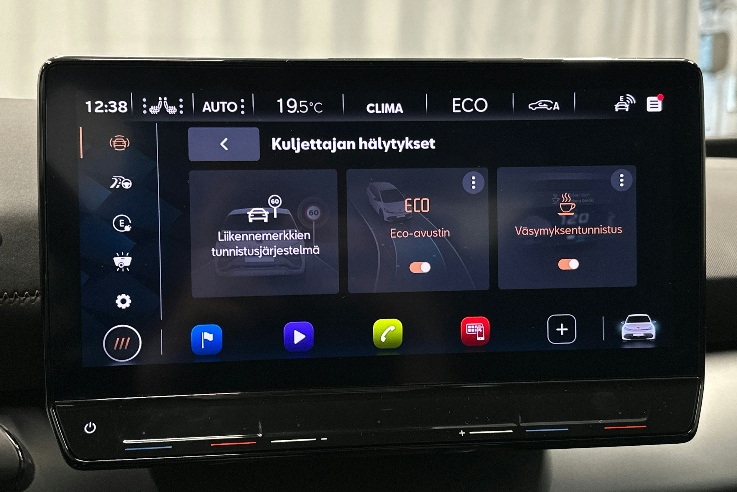 harmaa CUPRA Born 2023 kuva 27.