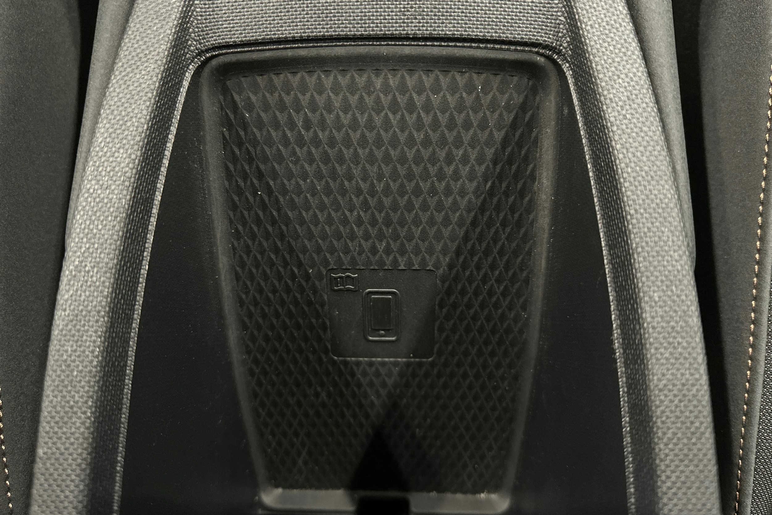 harmaa CUPRA Born 2023 kuva 30.