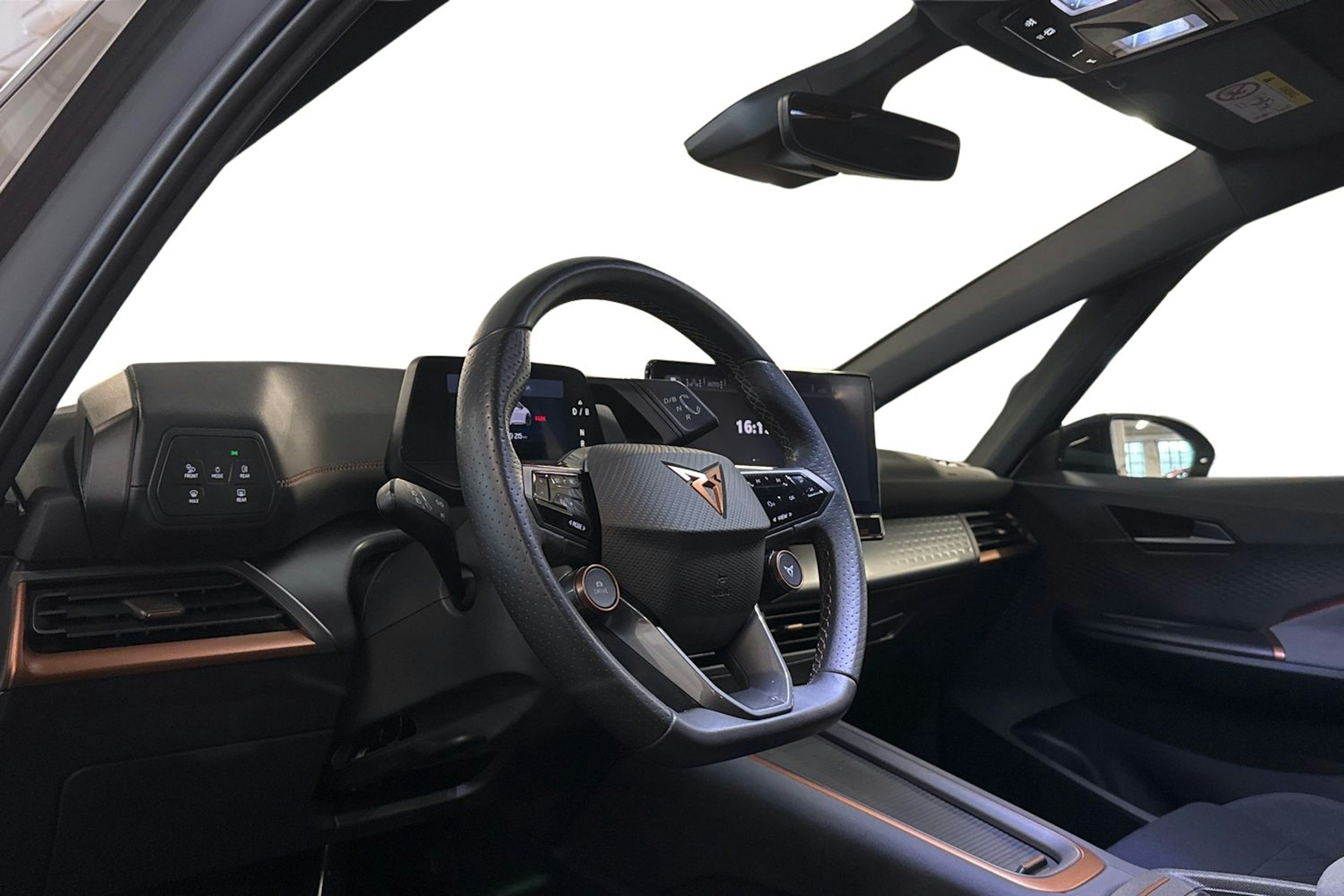 harmaa CUPRA Born 2023 kuva 6.