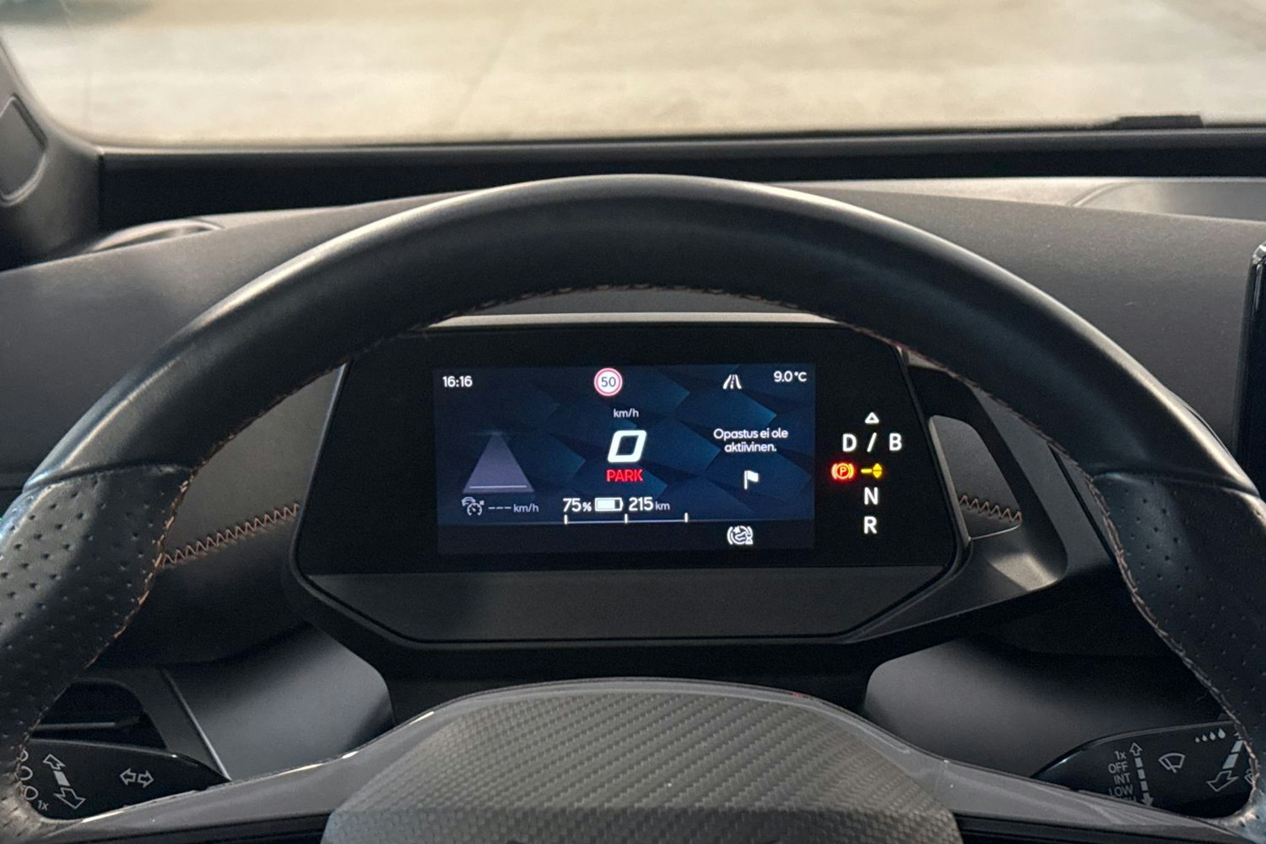 harmaa CUPRA Born 2023 kuva 9.