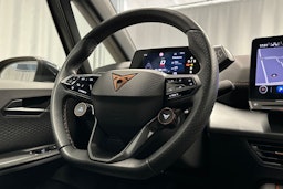 harmaa CUPRA Born 2023 kuva 14.