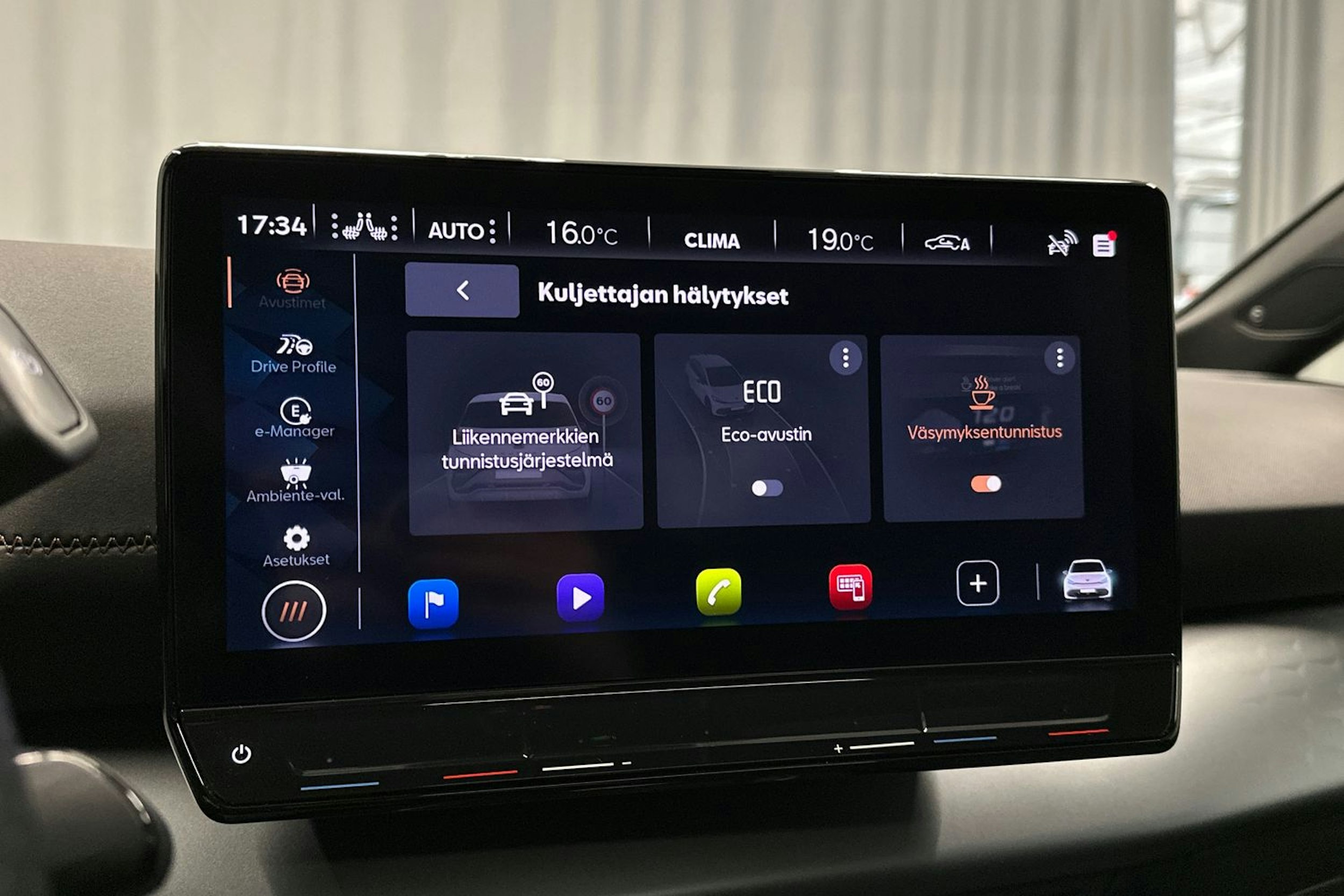 harmaa CUPRA Born 2023 kuva 23.