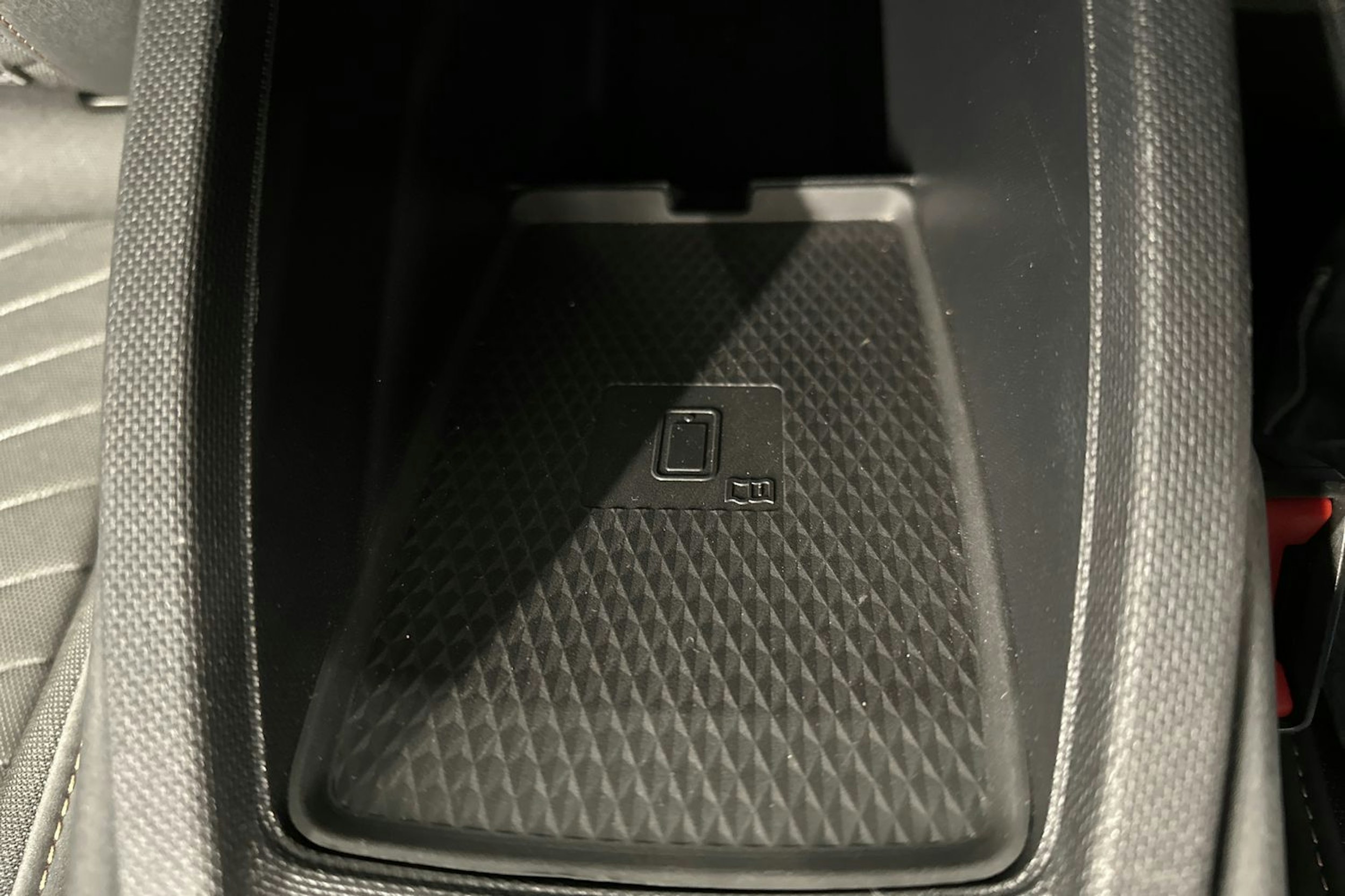 harmaa CUPRA Born 2023 kuva 29.