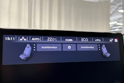 valkoinen CUPRA Born 2023 kuva 23.