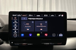 valkoinen CUPRA Born 2023 kuva 31.