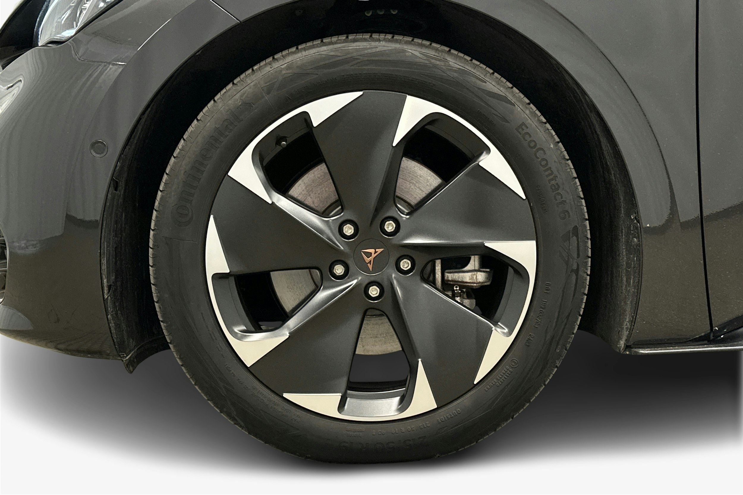 harmaa CUPRA Born 2024 kuva 11.