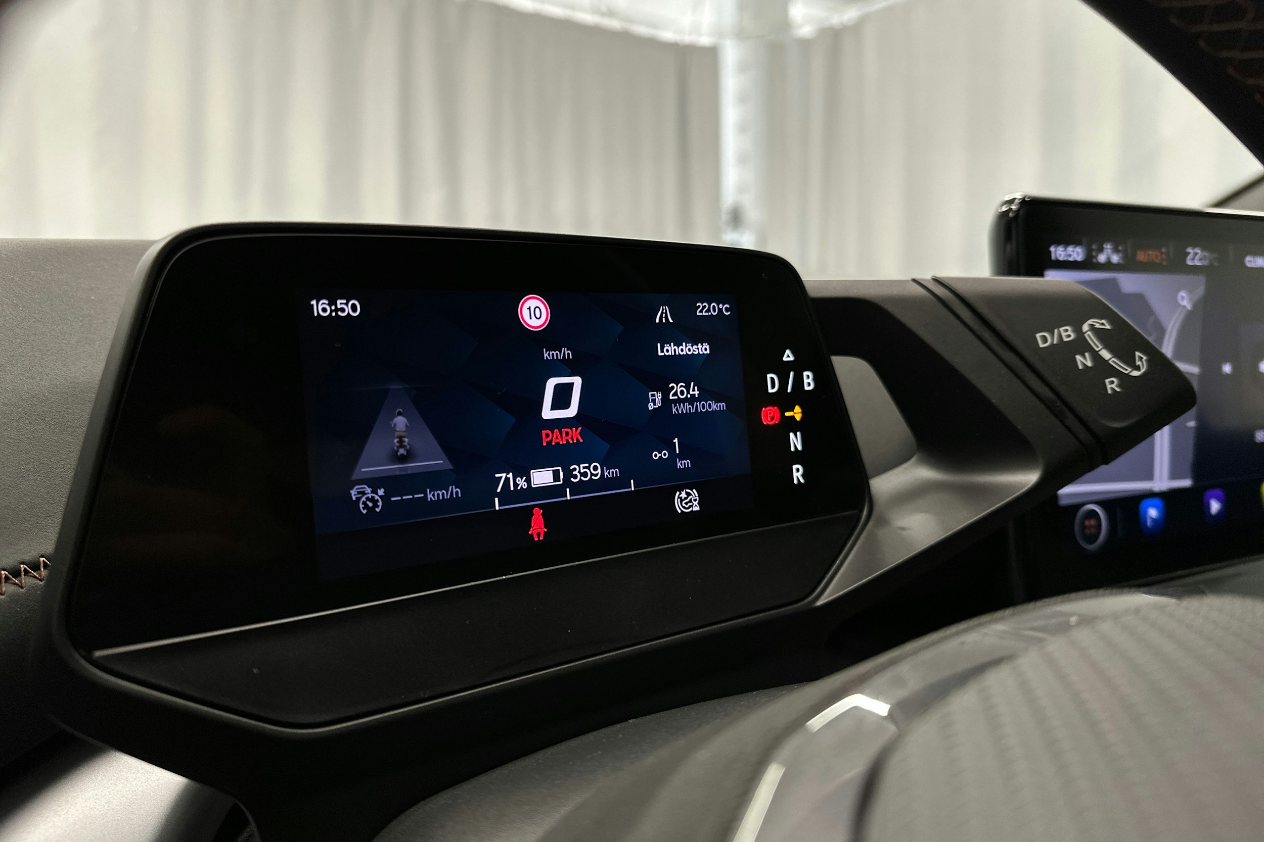 harmaa CUPRA Born 2024 kuva 21.