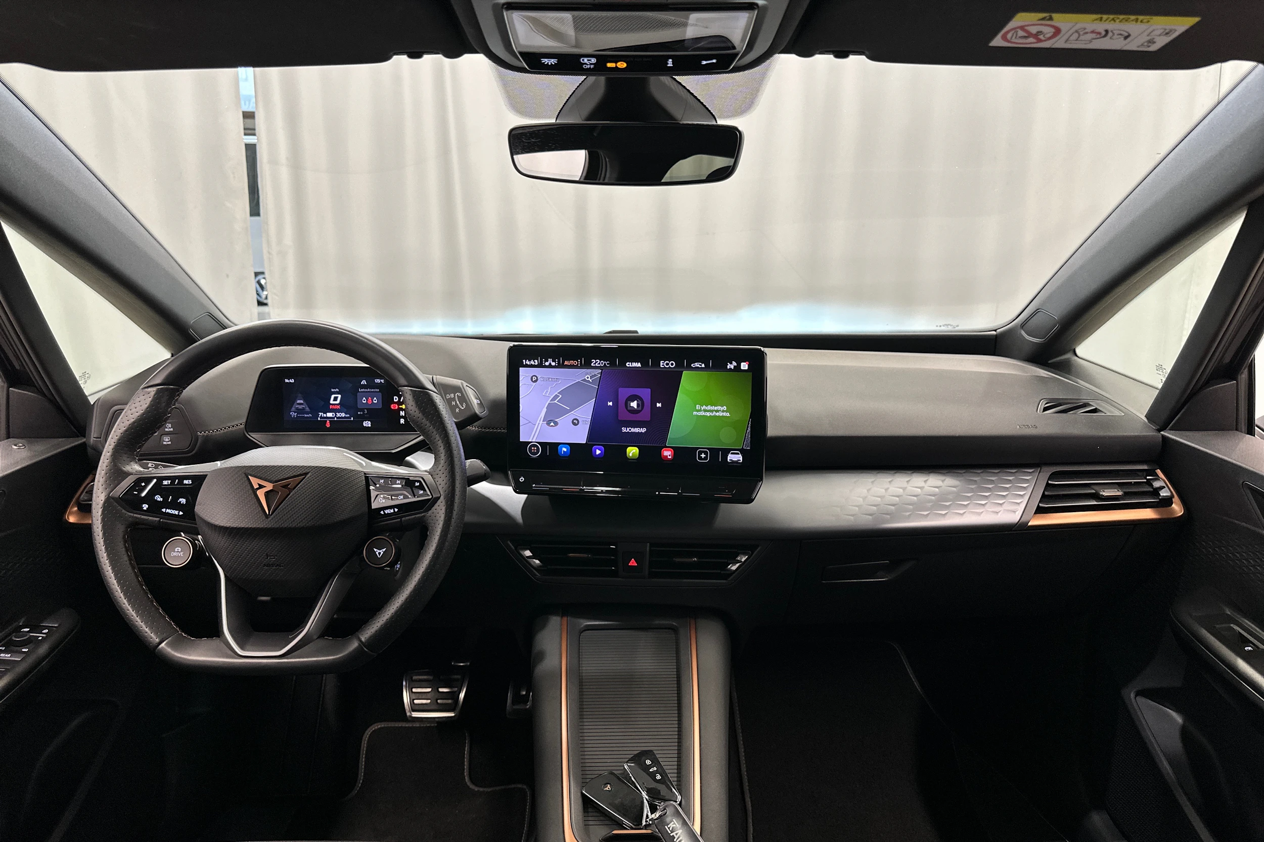 Harmaa CUPRA BORN 2024 kuva 11.