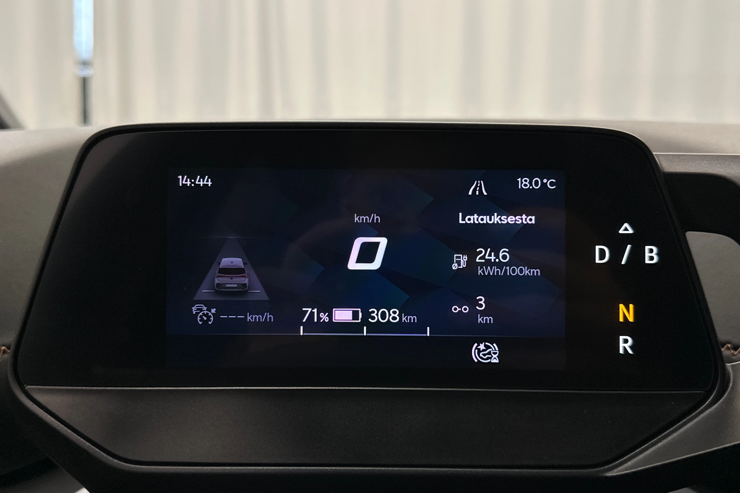 Harmaa CUPRA BORN 2024 kuva 15.