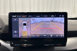Harmaa CUPRA BORN 2024 kuva 18.