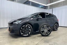 Harmaa CUPRA BORN 2024 kuva 28.