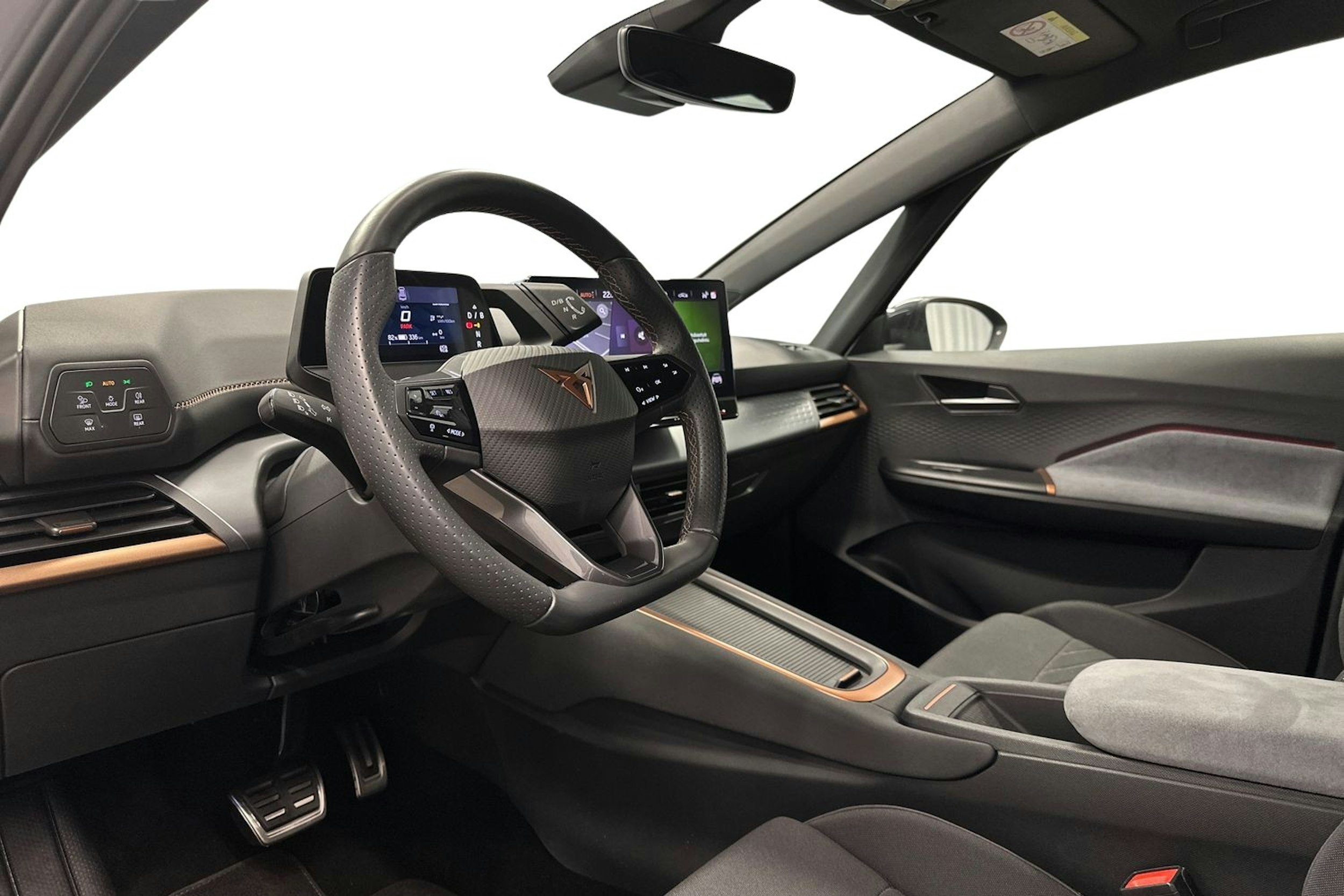 harmaa CUPRA Born 2024 kuva 6.