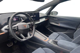 Valkoinen CUPRA BORN 2024 kuva 3.