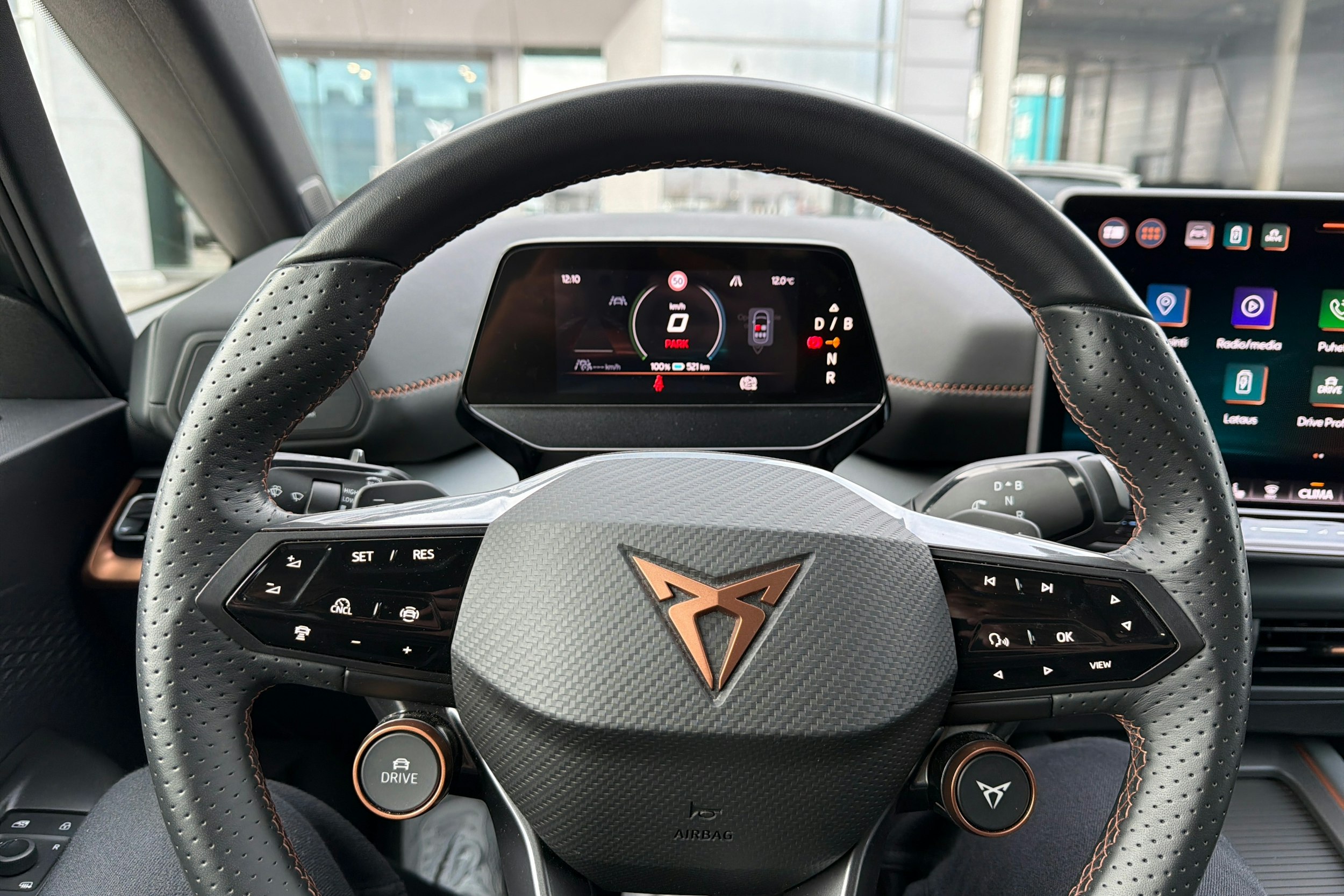 vihreä CUPRA Born 2024 kuva 15.