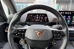 vihreä CUPRA Born 2024 kuva 15.