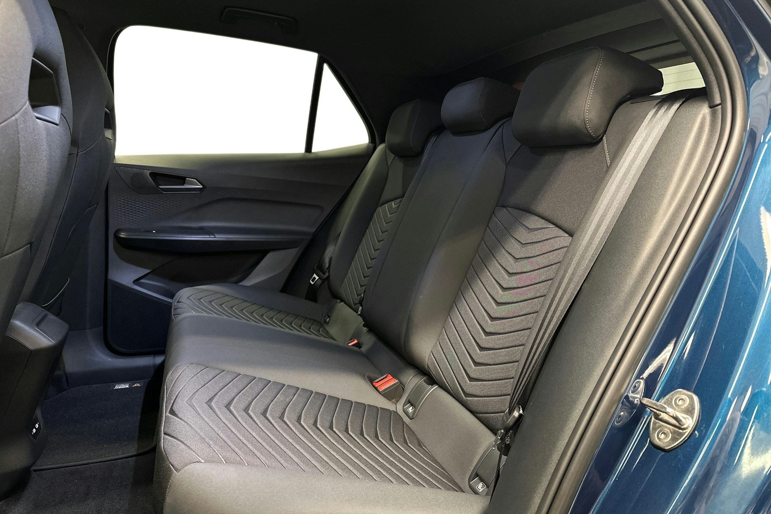 sininen CUPRA Born 2024 kuva 10.