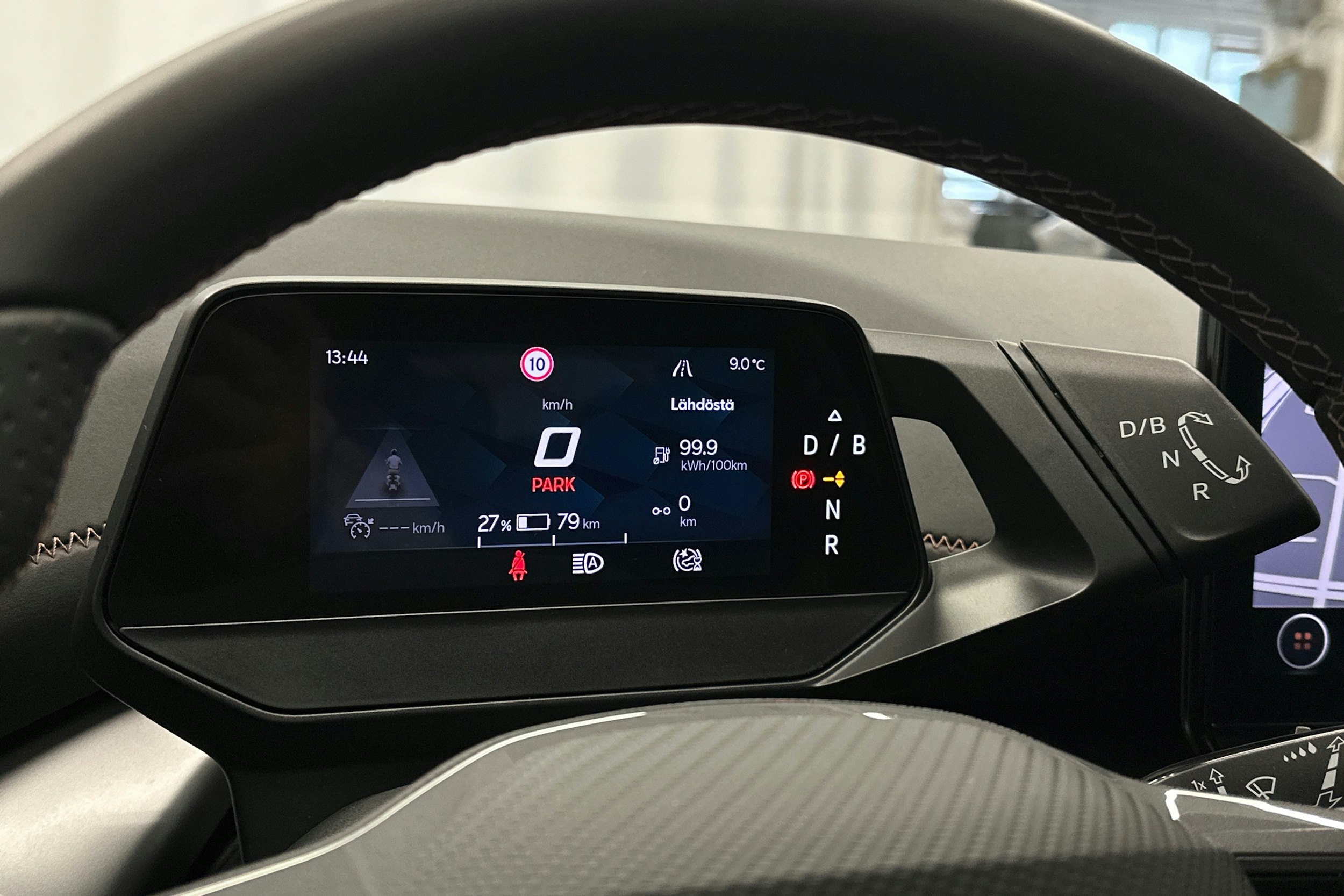 sininen CUPRA Born 2024 kuva 20.